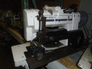 Singer 300W201 Heavy Duty Industrial Sewing Machine Chain Stitch 2 Needles